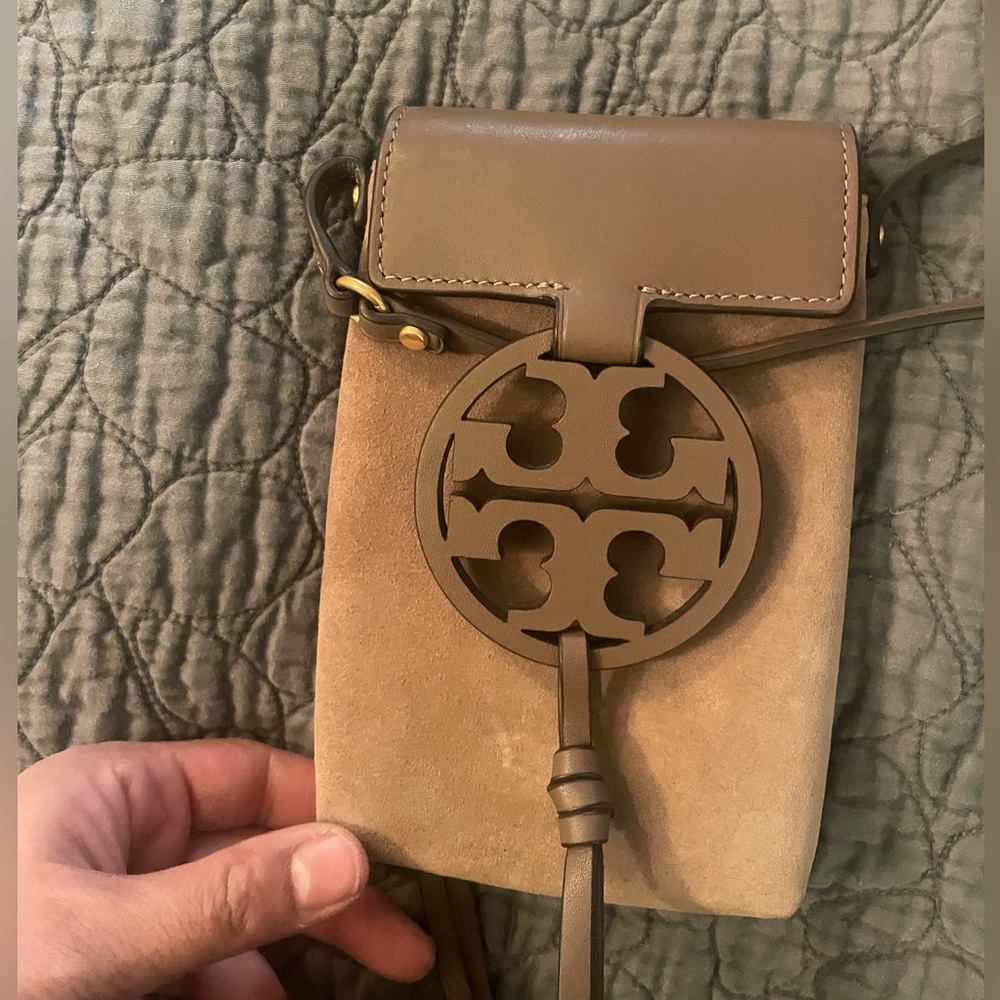 Tory burch crossbody excellent used condition